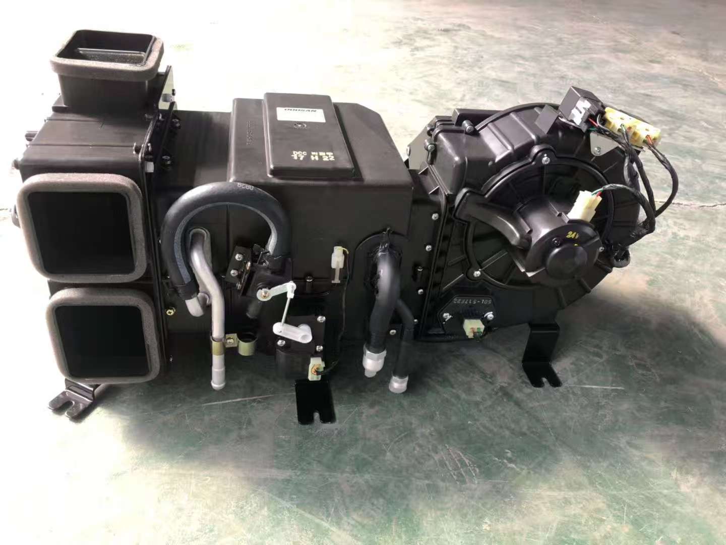 Air Conditioning Unit