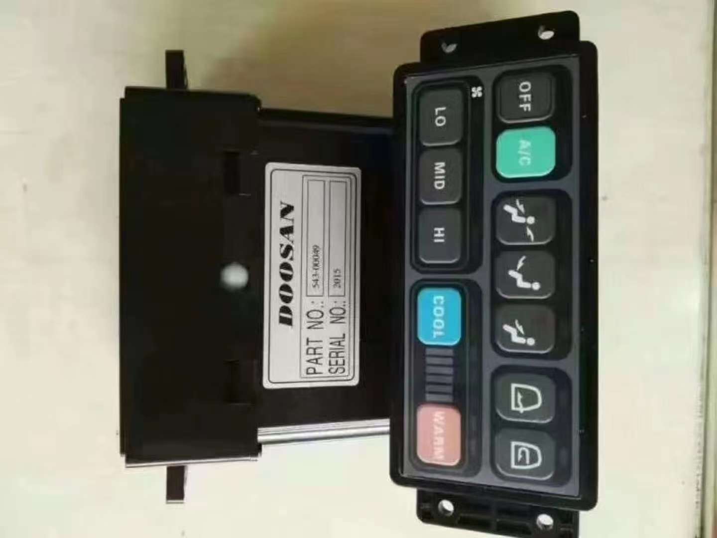 Excavator air conditioning control panel
