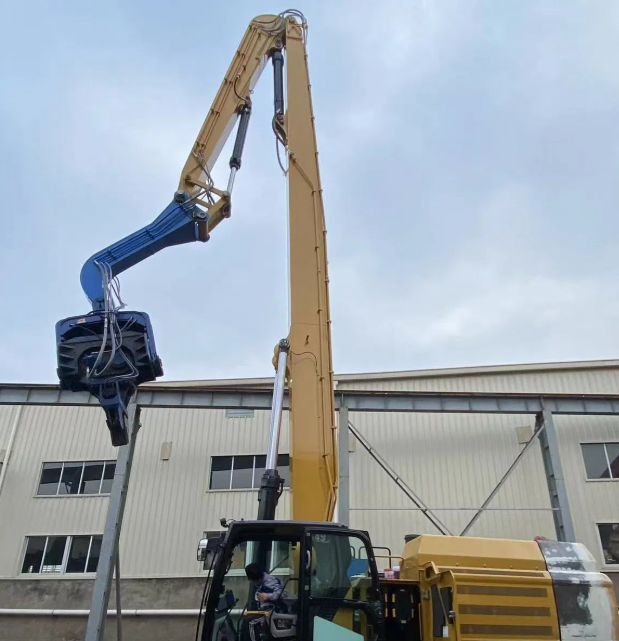 Pile driver arm gooseneck arm
